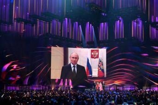 Putin all'Intervision: &quot;Apprezziamo le nostre tradizioni, rispettiamo quelle di altri&quot;