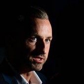 L'AfD trionfa col 44% in Sassonia-Anhalt, chi è Ulrich Siegmund: "L'uomo più pericoloso della Germania" L'AfD trionfa col 44% in Sassonia-Anhalt, chi è Ulrich Siegmund: "L'uomo più pericoloso della Germania"