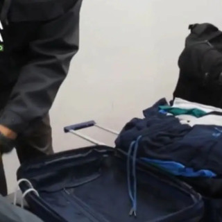 Sequestrati all’aeroporto di Torino 8,6 kg di cocaina, arrestato peruviano