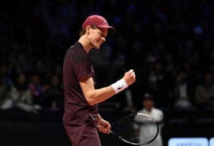 Sinner, inizio sul velluto a Melbourne: vince due set, poi Gaston si ritira