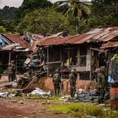 Resta alta la tensione tra Cambogia e Thailandia, scontri e morti al confine