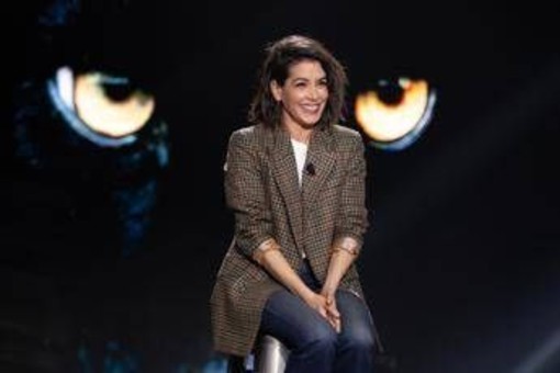 Giulia Michelini a Belve: "Ho preso l'ayahuasca e ho avuto le visioni. Un mio difetto? Rutto"