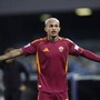 Wesley corre, Rrahmani lo stende: calcio di rigore giusto in Napoli-Roma? Wesley corre, Rrahmani lo stende: calcio di rigore giusto in Napoli-Roma?