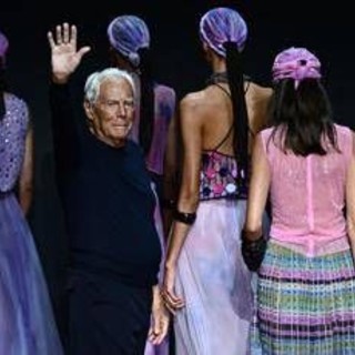 Armani, ecco la divisione dell'eredità: il 100% della società alla Fondazione