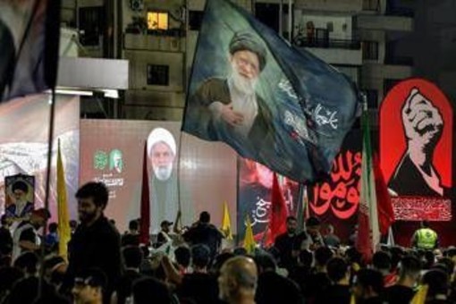 Iran, il Nyt: "Così gli ultraconservatori hanno fatto saltare l'accordo di pace con gli Usa"