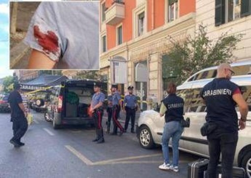 Spari a Roma, donna ferita a Prati: l'arma potrebbe essere un fucile, colpi da oltre dieci metri