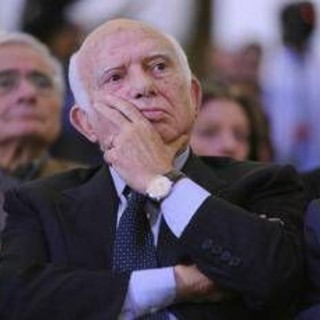 Sanità, l'appello di Cirino Pomicino: &quot;Sto male e mi serve farmaco ospedaliero, aiutatemi&quot;