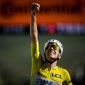 Tour de France, cinquina di Pogacar, ultima tappa a Van der Poel Tour de France, cinquina di Pogacar, ultima tappa a Van der Poel