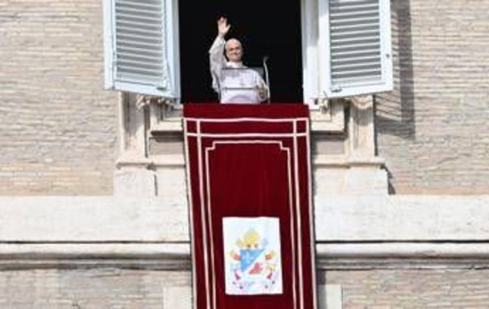 Papa Leone XIV "non dovrà sottoporsi a immunoterapia"
