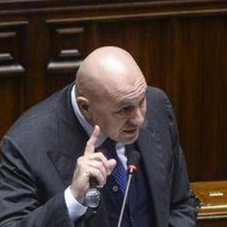 Iran, Crosetto: "Nessuna nave Marina partita o in partenza verso Hormuz"