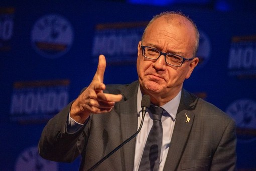 Scuola, Valditara “Al lavoro su circolare per tetto agli stranieri in classe”