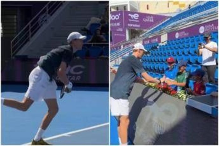 Sinner, primo allenamento a Doha: servizio e... autografi Sinner, primo allenamento a Doha: servizio e... autografi