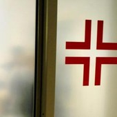 Investito mentre camminava sul marciapiede, 17enne in fin di vita a Padova Investito mentre camminava sul marciapiede, 17enne in fin di vita a Padova