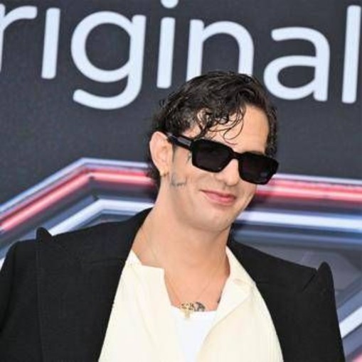 X Factor, siparietto tra Achille Lauro e la concorrente: &quot;Mi stai mettendo nei casini?&quot;