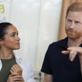 Il viaggio di Harry e Meghan in Gb? "Una commedia degli errori" Il viaggio di Harry e Meghan in Gb? "Una commedia degli errori"