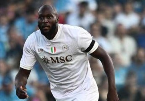 Napoli-Sorrento 4-0, doppietta Lukaku nell'amichevole