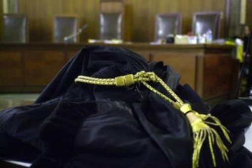 Accuse incrociate per maltrattamenti genitori-figli, giudici assolvono intera famiglia