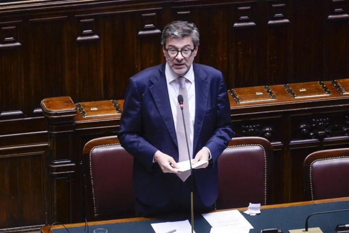 Giorgetti “Scostamento di bilancio è un passo consapevole da linea di prudenza”