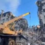 Putin prepara la risposta dopo il raid su Starobelsk: 16 morti, tra cui 4 bambini. Kiev colpisce in profondità la Russia
