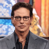 Gabriel Garko: "Ho vissuto in una gabbia per la mia omosessualità, oggi sono libero"