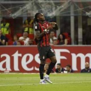 Milan-Bari, Leao gol e infortunio: match dura 17 minuti