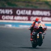 MotoGp, Marquez in pole in Ungheria. Seconda fila per gli italiani