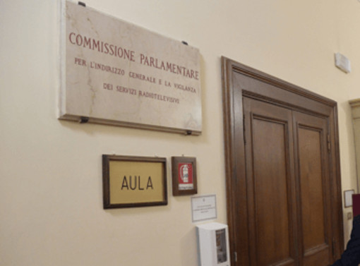 Vigilanza Rai, ottava fumata nera su presidente. Battute tra commissari: &quot;Serve un Conclave&quot;