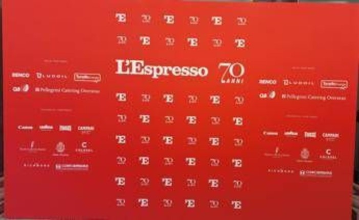 Editoria, vertici L’Espresso da Mattarella per 70 anni settimanale Editoria, vertici L’Espresso da Mattarella per 70 anni settimanale