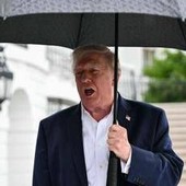 Iran, Trump ad Axios: "Mi aspetto nuovi colloqui con Teheran già in settimana"
