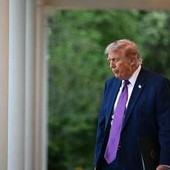 Usa-Iran, Trump pensa a nuovi attacchi. Teheran: "Pedaggi per Hormuz" Usa-Iran, Trump pensa a nuovi attacchi. Teheran: "Pedaggi per Hormuz"