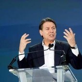M5S, Conte sfida Meloni e punta a Palazzo Chigi: "Non indietreggeremo di un millimetro" M5S, Conte sfida Meloni e punta a Palazzo Chigi: "Non indietreggeremo di un millimetro"