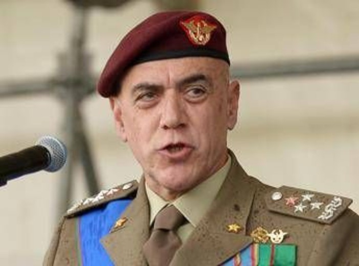 &quot;Università di Bologna rifiuta corso di Filosofia per ufficiali&quot;: la denuncia del Capo dell'Esercito Masiello