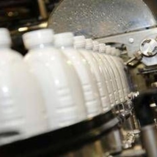 Latte, raggiunto accordo sul prezzo Latte, raggiunto accordo sul prezzo