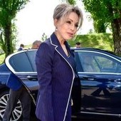 Forza Italia, Marina Berlusconi: "Grande stima per Stefania Craxi, da tempo sostengo apertura classe dirigente" Forza Italia, Marina Berlusconi: "Grande stima per Stefania Craxi, da tempo sostengo apertura classe dirigente"