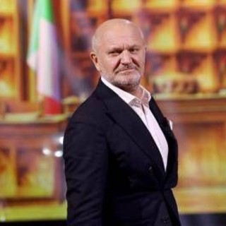 Sanremo 2026, Andrea Pucci in 'nude look' sui social: "Sto arrivando"