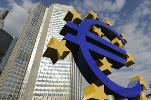 La Bce lascia fermi i tassi, economia dell’Eurozona continua a crescere