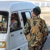 Yemen, tv "Esplosioni ad Aden, aeroporto sotto attacco di missili Houthi"