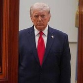 Ucraina-Russia, Trump annuncia tregua di 3 giorni: "Ci avviciniamo a soluzione guerra"