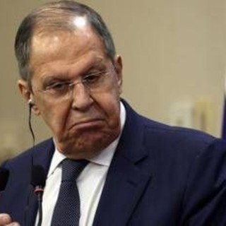 Ucraina, l'avvertimento di Lavrov: "Truppe europee sarebbero obiettivo legittimo" Ucraina, l'avvertimento di Lavrov: "Truppe europee sarebbero obiettivo legittimo"