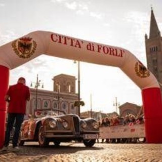 Mille Miglia, oggi la tappa tra Adriatico e Tirreno