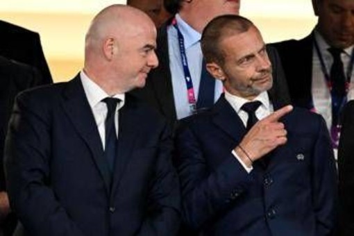 Fifa, le accuse alla Uefa: "Campagna diffamatoria per sabotare Infantino" Fifa, le accuse alla Uefa: "Campagna diffamatoria per sabotare Infantino"