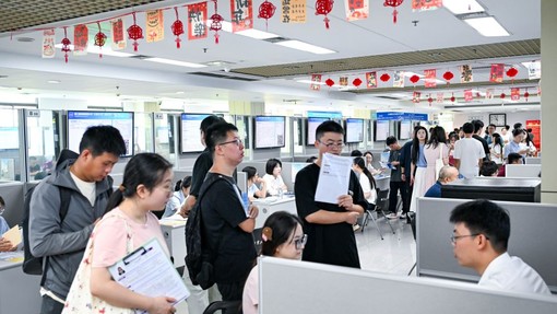 Cina, mercato del lavoro stabile nei primi otto mesi dell’anno