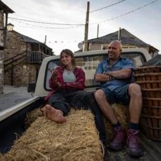 'Buen Camino' vola al botteghino: 20 milioni in tre giorni per Checco Zalone 'Buen Camino' vola al botteghino: 20 milioni in tre giorni per Checco Zalone