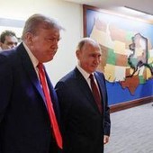 Ucraina-Russia, summit Trump-Putin un anno dopo: 'spirito di Anchorage' svanito nel nulla e pace ancora lontana Ucraina-Russia, summit Trump-Putin un anno dopo: 'spirito di Anchorage' svanito nel nulla e pace ancora lontana