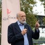E' morto Carlo Petrini, addio al fondatore di Slow Food: aveva 76 anni E' morto Carlo Petrini, addio al fondatore di Slow Food: aveva 76 anni