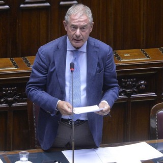 Ex Ilva, Urso “C’è l’impegno di tutti, siamo sulla strada giusta”