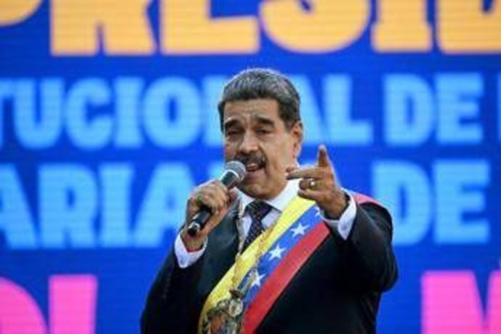 Venezuela, Maduro: &quot;Usa preparano aggressione militare, ci difenderemo&quot;
