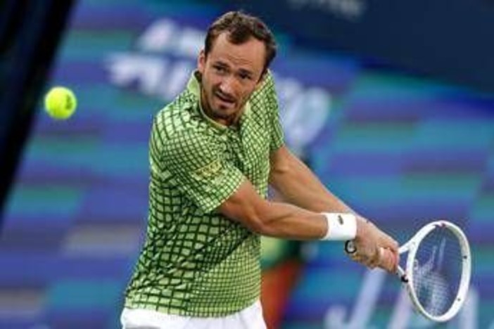 Tennisti bloccati a Dubai, da Medvedev a Rublev. Atp: "Lavoriamo per portarli a casa"