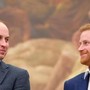 Harry torna nel Regno Unito con la famiglia, il desiderio di Kate e la richiesta a William