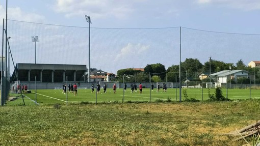 FOTO. Pro Patria, si riparte davvero: tigrotti subito in campo, ritiro salvo FOTO. Pro Patria, si riparte davvero: tigrotti subito in campo, ritiro salvo